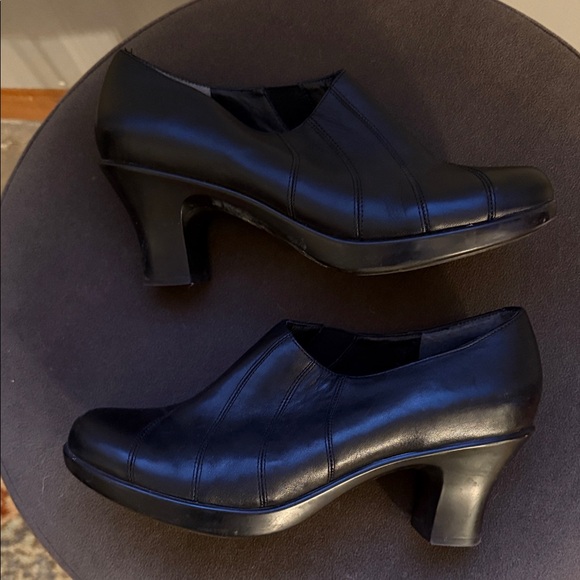 Dansko Bennett Black Pumps Womens 39 Euro/ 8 US Leather Shoes - Picture 7 of 9